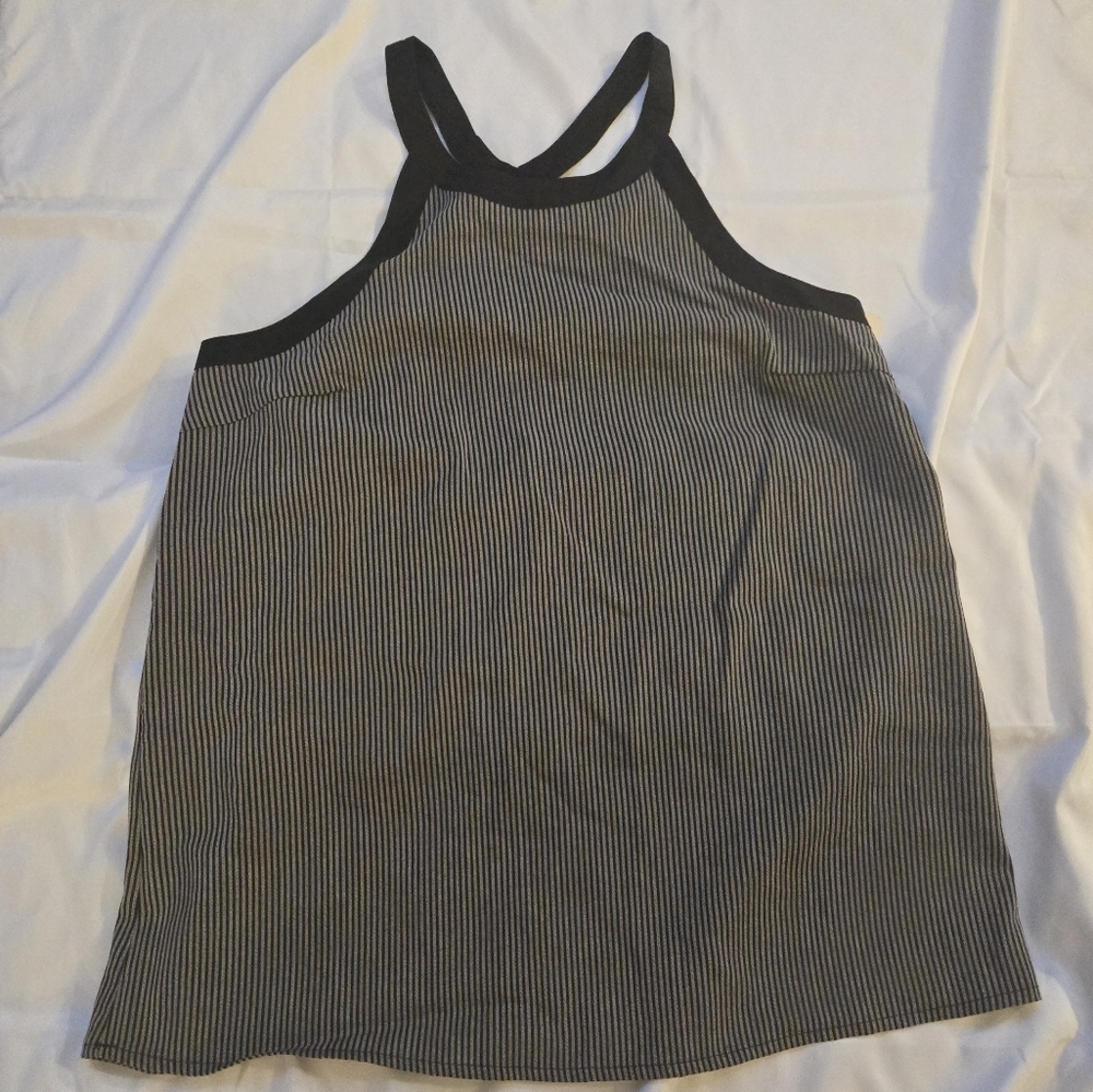 NWT Doe & Rae Black and Gray Pinstripe Halter Top Size Medium